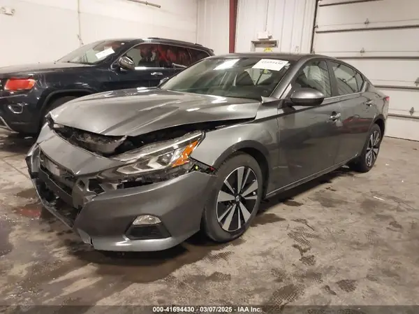1N4BL4DV3NN411177 2022 NISSAN ALTIMA - Image 2