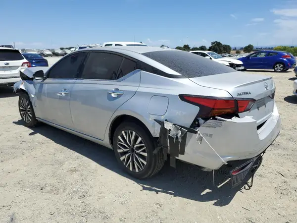 1N4BL4DV3PN328237 2023 NISSAN ALTIMA - Image 2