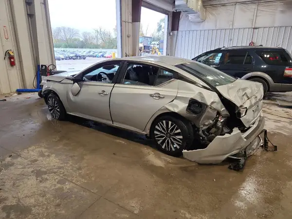 1N4BL4DV3PN330358 2023 NISSAN ALTIMA - Image 2