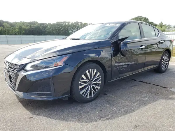 1N4BL4DV3PN348147 2023 NISSAN ALTIMA - Image 1