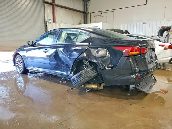 1N4BL4DV3PN369158 2023 NISSAN ALTIMA - Image 2
