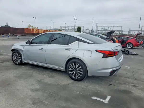 1N4BL4DV3PN381696 2023 NISSAN ALTIMA - Image 2