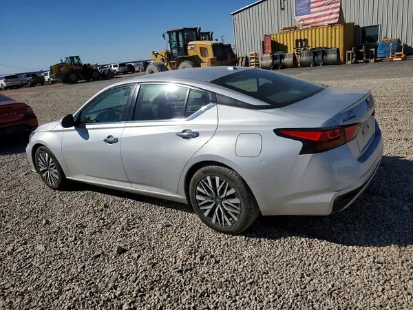 1N4BL4DV3PN386428 2023 NISSAN ALTIMA - Image 2