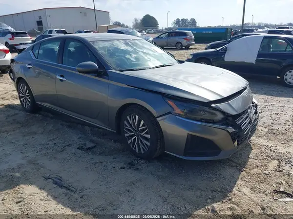 1N4BL4DV3PN390687 2023 NISSAN ALTIMA - Image 1