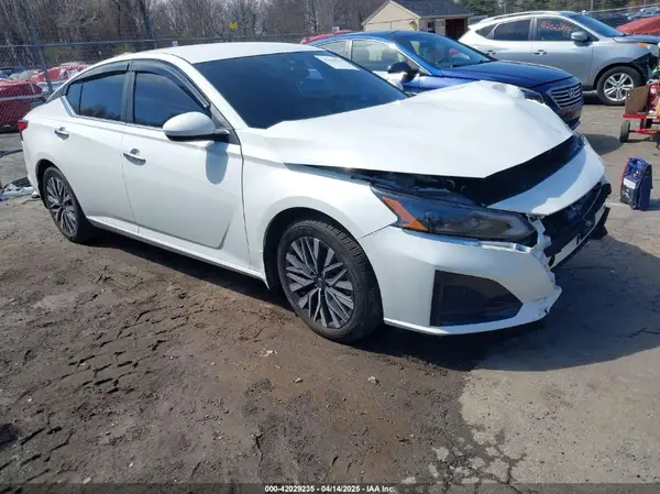 1N4BL4DV3PN411442 2023 NISSAN ALTIMA - Image 1