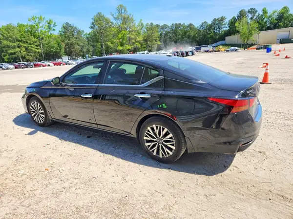 1N4BL4DV3PN426216 2023 NISSAN ALTIMA - Image 2