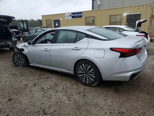 1N4BL4DV3RN301817 2024 NISSAN ALTIMA - Image 2