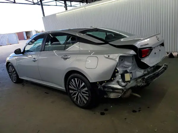 1N4BL4DV3RN303048 2024 NISSAN ALTIMA - Image 2