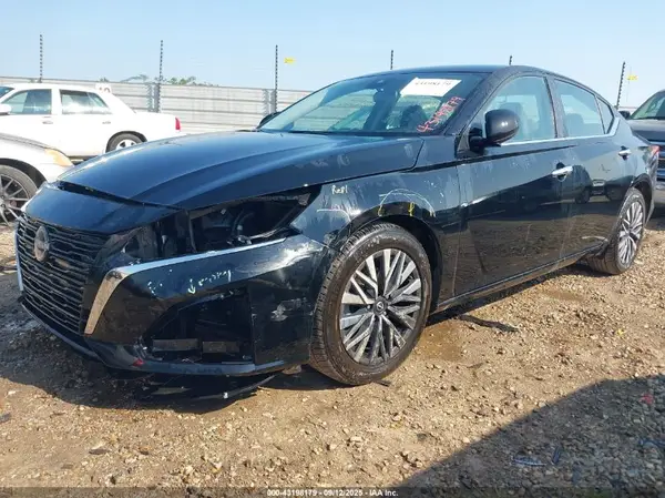1N4BL4DV3RN324840 2024 NISSAN ALTIMA - Image 2