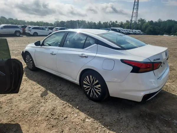 1N4BL4DV3RN326877 2024 NISSAN ALTIMA - Image 2