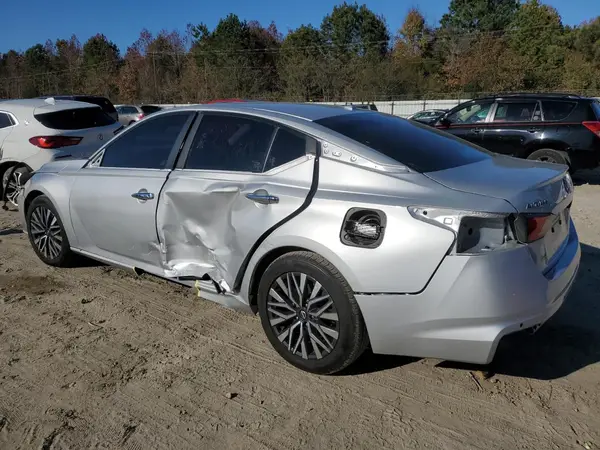 1N4BL4DV3RN329259 2024 NISSAN ALTIMA - Image 2