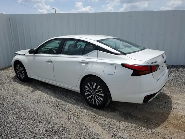 1N4BL4DV3RN334784 2024 NISSAN ALTIMA - Image 2