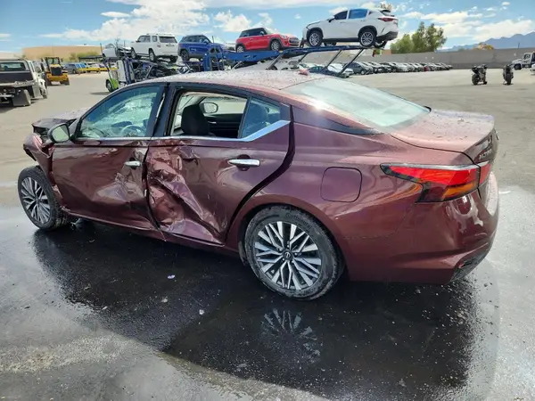 1N4BL4DV3RN335501 2024 NISSAN ALTIMA - Image 2