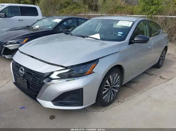 1N4BL4DV3RN340164 2024 NISSAN ALTIMA - Image 2