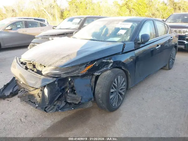 1N4BL4DV3RN349379 2024 NISSAN ALTIMA - Image 2