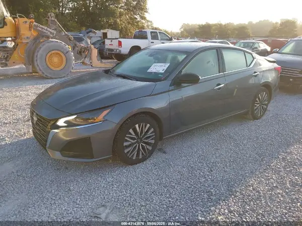 1N4BL4DV3RN352802 2024 NISSAN ALTIMA - Image 2