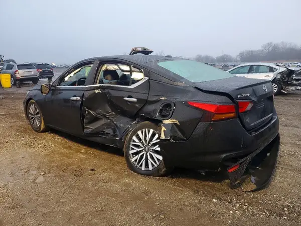 1N4BL4DV3RN357921 2024 NISSAN ALTIMA - Image 2