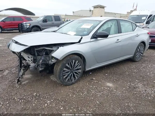 1N4BL4DV3RN360656 2024 NISSAN ALTIMA - Image 2