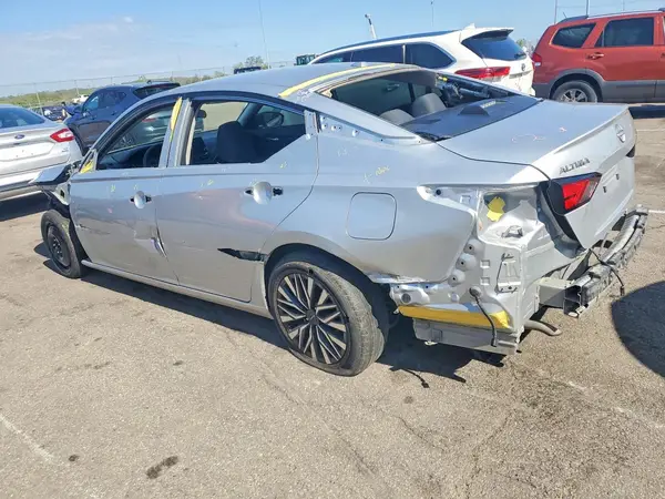 1N4BL4DV3RN362245 2024 NISSAN ALTIMA - Image 2