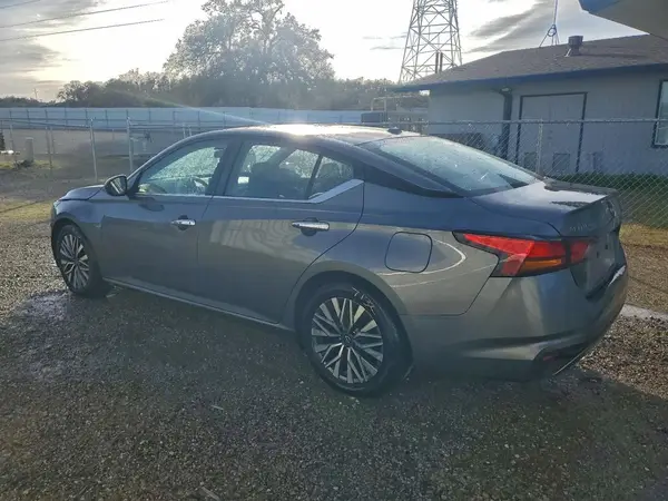 1N4BL4DV3RN362343 2024 NISSAN ALTIMA - Image 2
