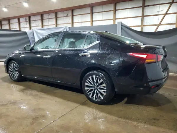 1N4BL4DV3RN373570 2024 NISSAN ALTIMA - Image 2