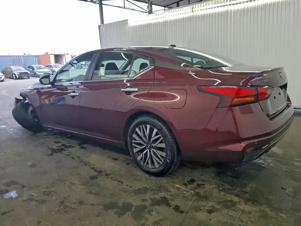 1N4BL4DV3RN373648 2024 NISSAN ALTIMA - Image 2
