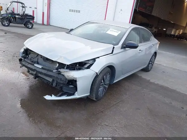 1N4BL4DV3RN375951 2024 NISSAN ALTIMA - Image 2