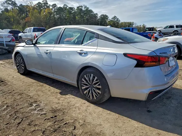 1N4BL4DV3RN376064 2024 NISSAN ALTIMA - Image 2