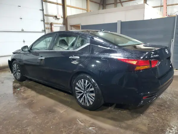 1N4BL4DV3RN377716 2024 NISSAN ALTIMA - Image 2