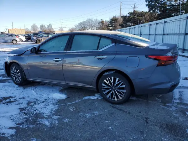 1N4BL4DV3RN382382 2024 NISSAN ALTIMA - Image 2