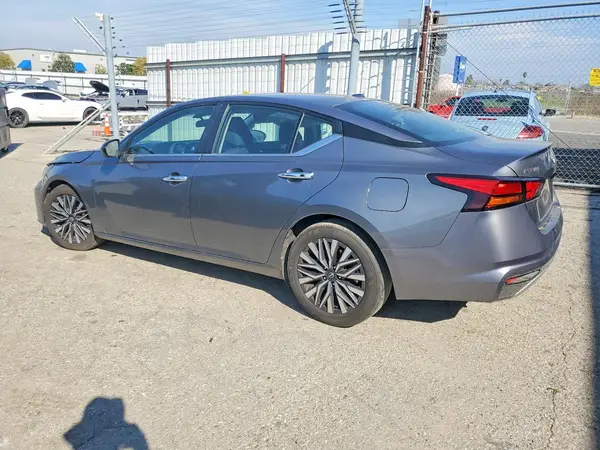 1N4BL4DV3RN395861 2024 NISSAN ALTIMA - Image 2