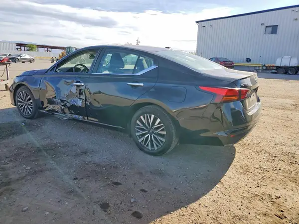 1N4BL4DV3RN399912 2024 NISSAN ALTIMA - Image 2