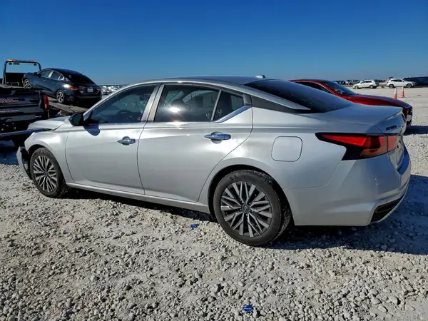1N4BL4DV3RN405739 2024 NISSAN ALTIMA - Image 2