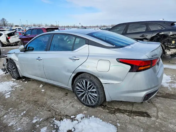 1N4BL4DV3RN408964 2024 NISSAN ALTIMA - Image 2