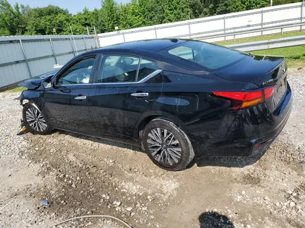 1N4BL4DV3RN417082 2024 NISSAN ALTIMA - Image 2
