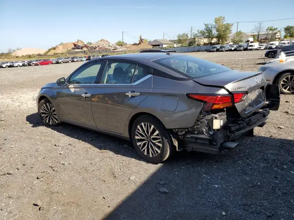 1N4BL4DV3RN418684 2024 NISSAN ALTIMA - Image 2
