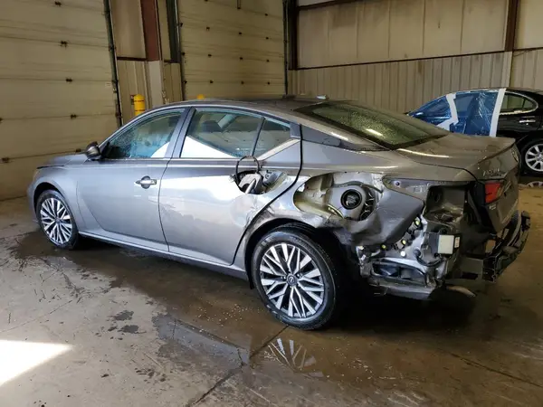 1N4BL4DV3RN430236 2024 NISSAN ALTIMA - Image 2