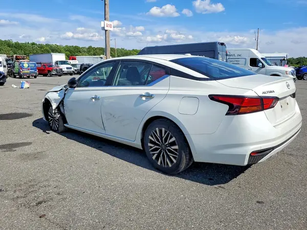 1N4BL4DV3RN434058 2024 NISSAN ALTIMA - Image 2