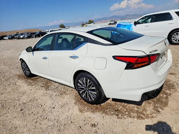 1N4BL4DV3SN312189 2025 NISSAN ALTIMA - Image 2