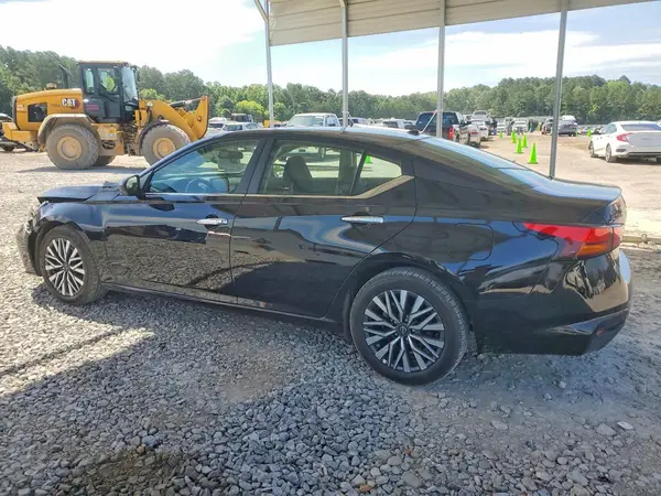 1N4BL4DV3SN316386 2025 NISSAN ALTIMA - Image 2