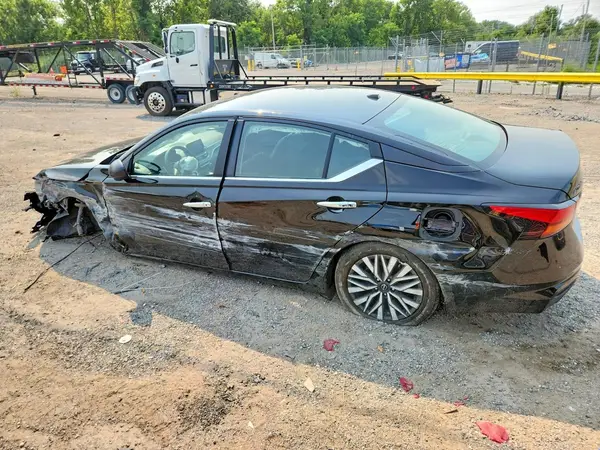 1N4BL4DV3SN322558 2025 NISSAN ALTIMA - Image 2