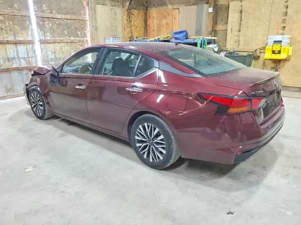 1N4BL4DV3SN324987 2025 NISSAN ALTIMA - Image 2