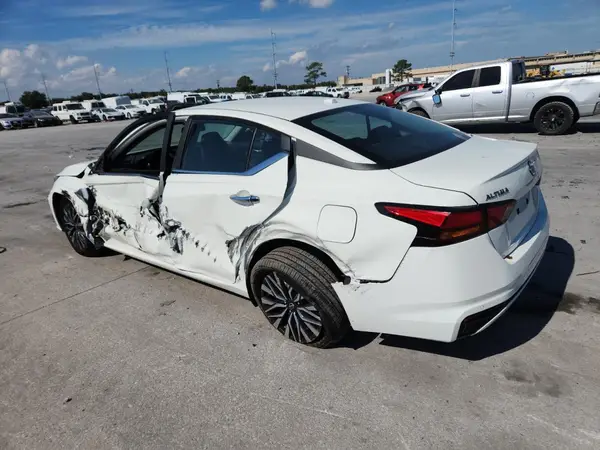 1N4BL4DV3SN340770 2025 NISSAN ALTIMA - Image 2