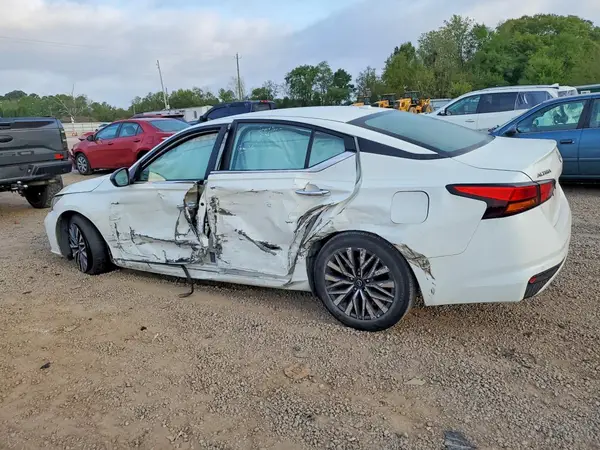 1N4BL4DV3SN345970 2025 NISSAN ALTIMA - Image 2
