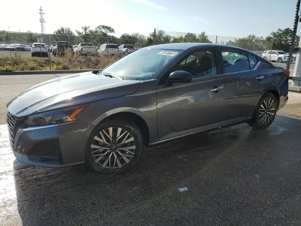 1N4BL4DV3SN348321 2025 NISSAN ALTIMA - Image 1
