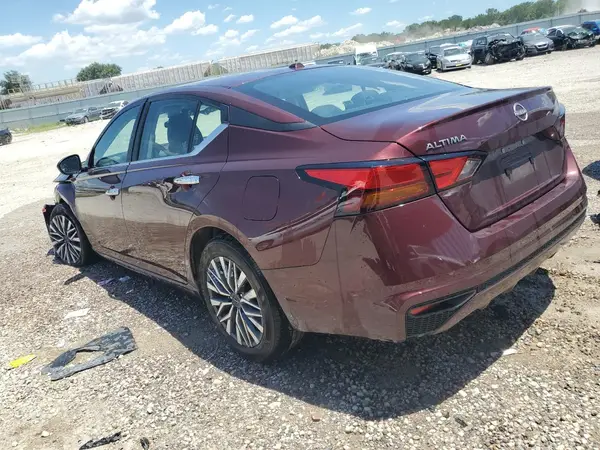 1N4BL4DV3SN358654 2025 NISSAN ALTIMA - Image 2