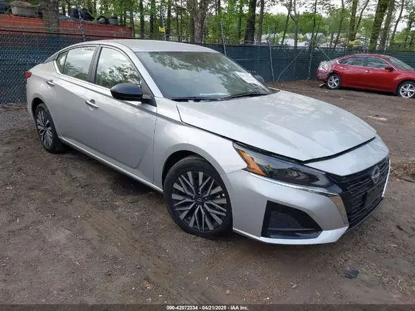 1N4BL4DV3SN359125 2025 NISSAN ALTIMA - Image 1
