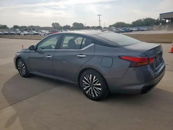 1N4BL4DV3SN360016 2025 NISSAN ALTIMA - Image 2