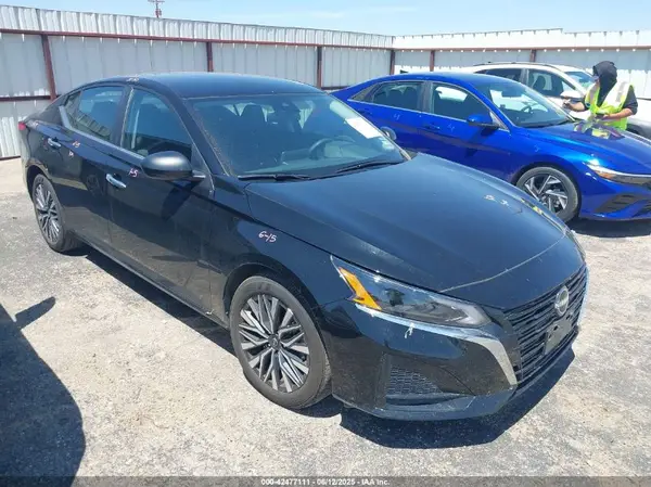1N4BL4DV3SN360629 2025 NISSAN ALTIMA - Image 1