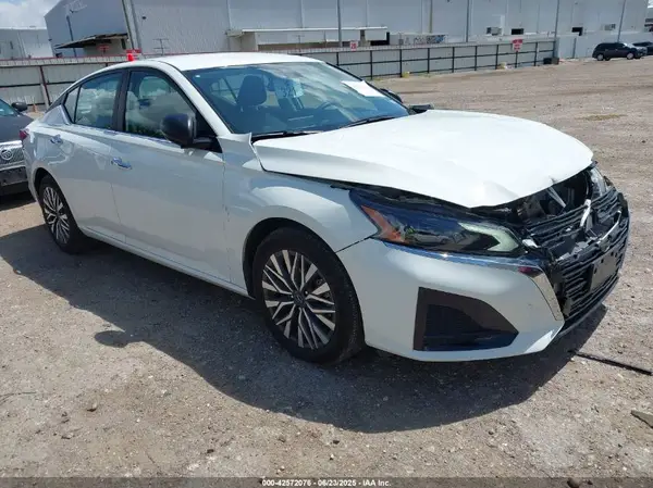 1N4BL4DV3SN364065 2025 NISSAN ALTIMA - Image 1